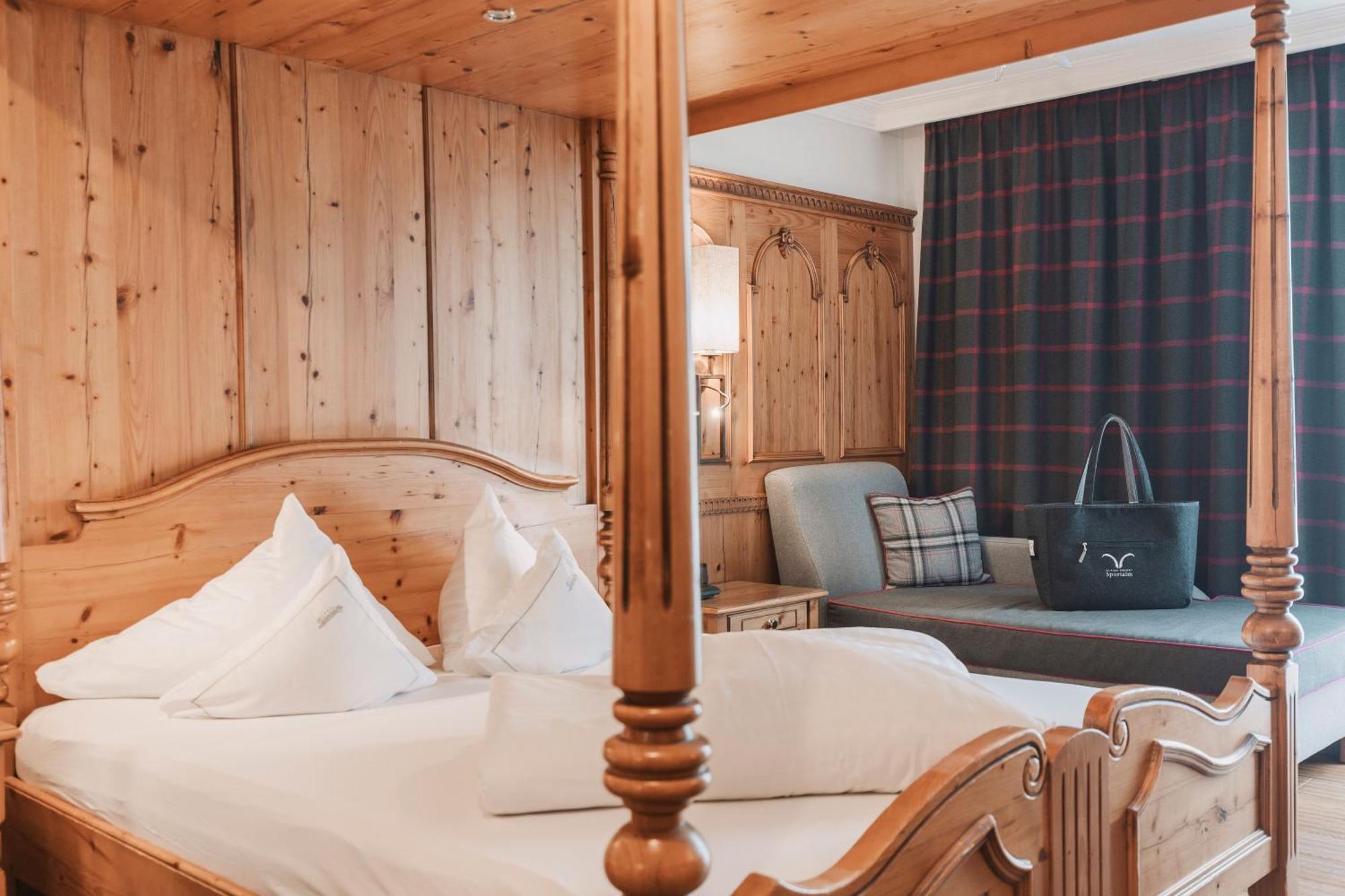 Hotel Alpine Sportalm 4*