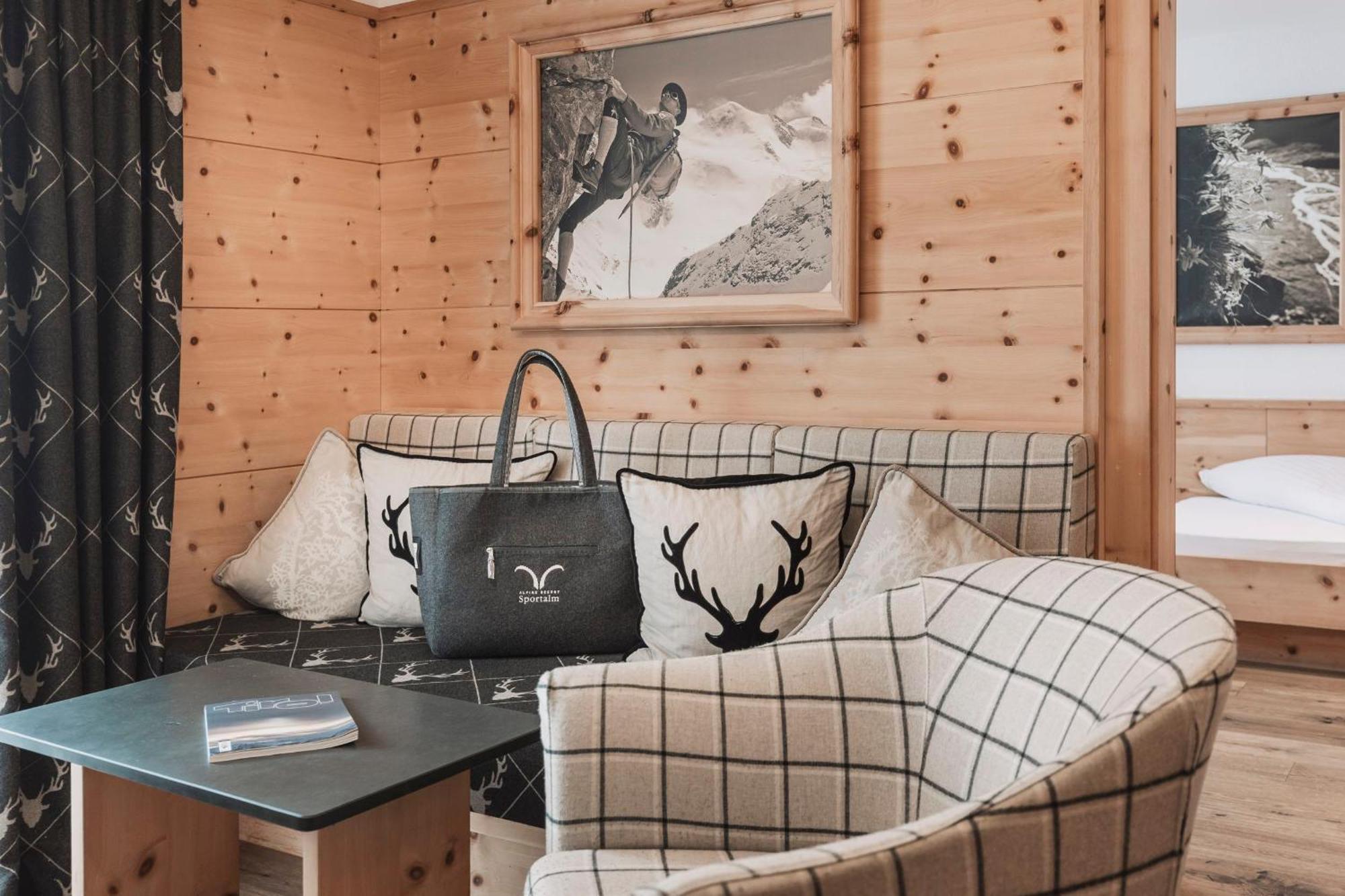 Alpine Sportalm Hotel 4*